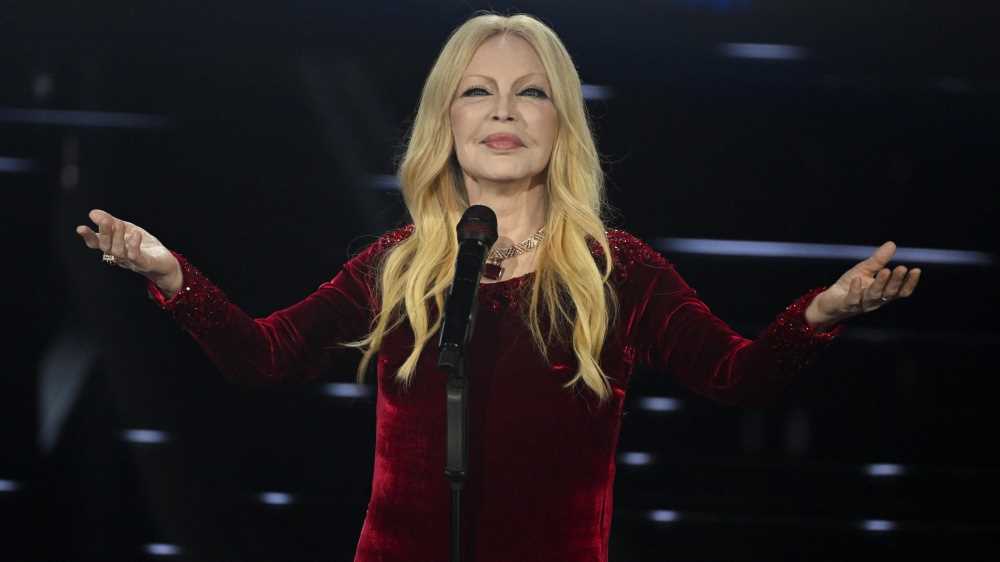 Sanremo 2026, Patty Pravo omaggia Ornella Vanoni nella serata dei duetti: cosa aspettarsi dall'esibizione