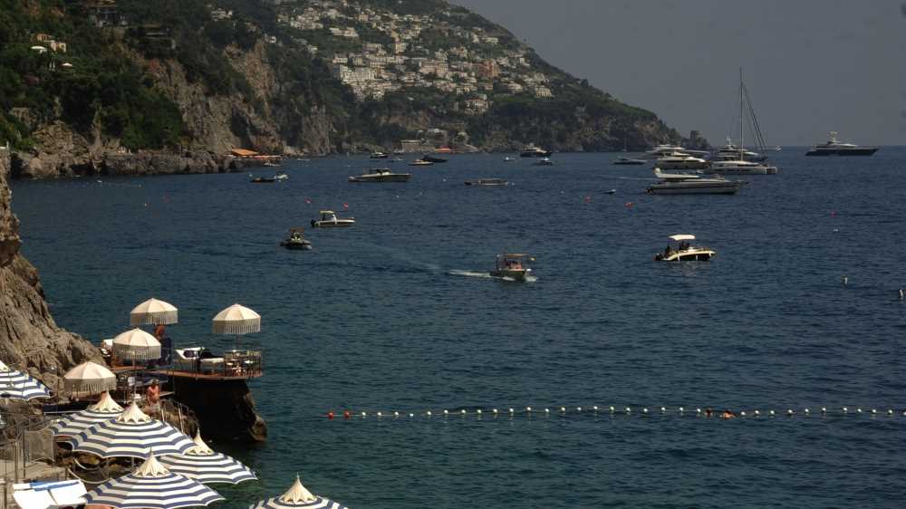 Scontro tra motoscafo e veliero ad Amalfi, lo skipper indagato per omicidio colposo e naufragio