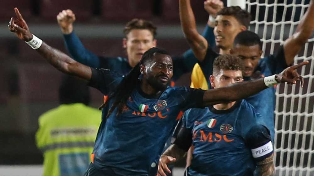 Serie A, Lecce-Napoli 0-1, Atalanta-Milan 1-1