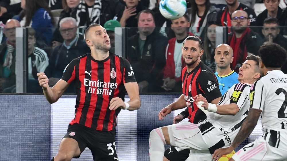 Serie A, 0-0 tra Juventus e Milan, in testa alla classifica c'è la coppia Roma-Napoli