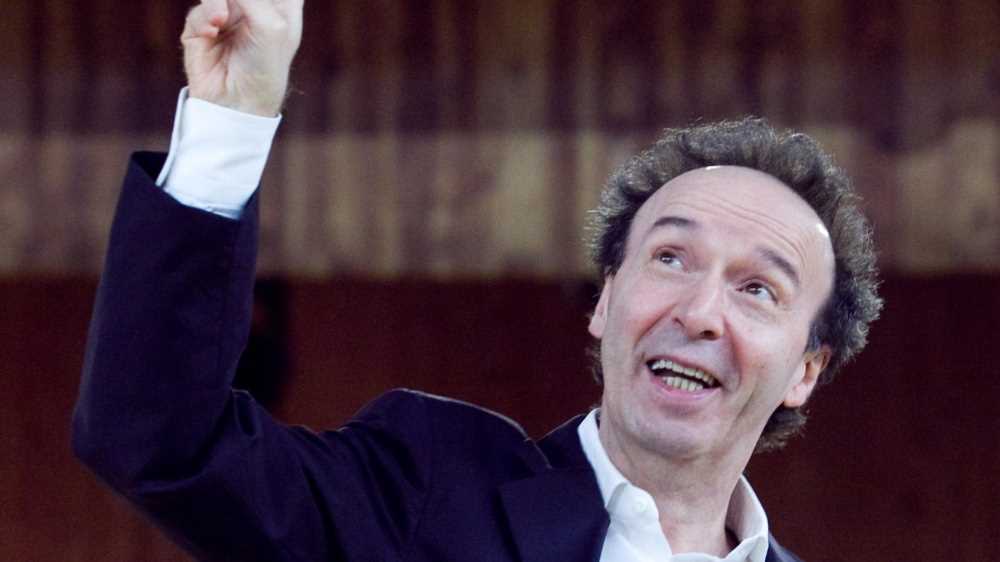 Roberto Benigni compie settant'anni. Auguri anche dal Presidente della Repubblica Mattarella
