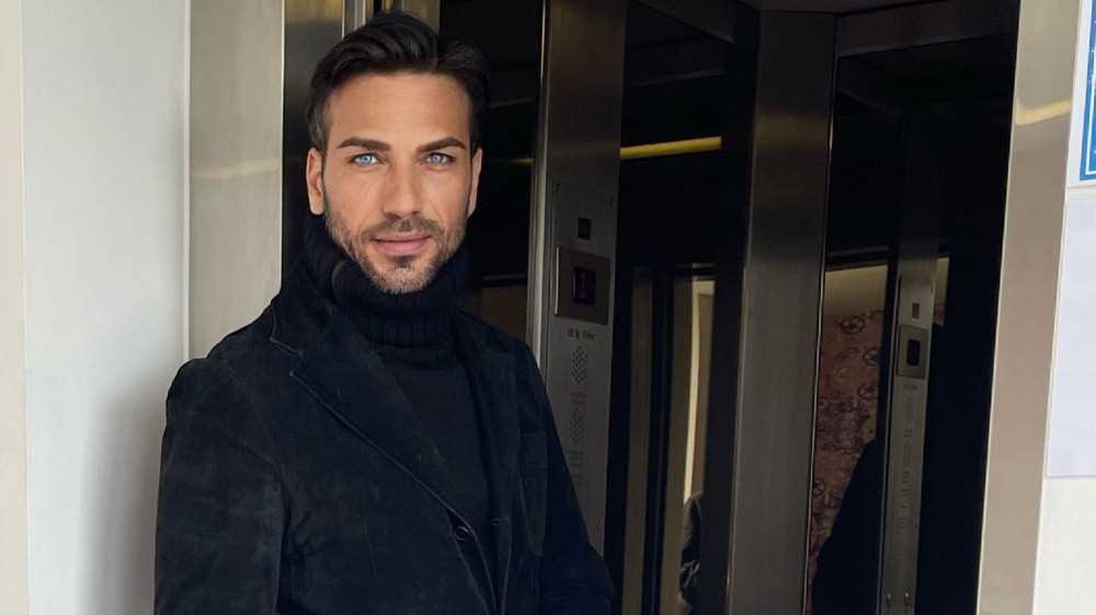 "Sono cambiato grazie a mia figlia": Costantino Vitagliano a cuore aperto su RTL 102.5 News