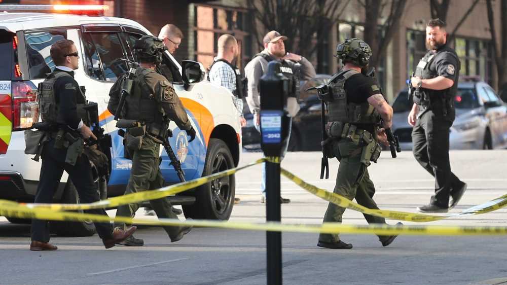 Sparatoria in Texas, nove i morti in un centro commerciale, tra cui forse anche bambini