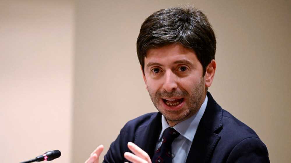 Speranza: io vaccinerò i miei figli, invito i genitori a fidarsi dei pediatri