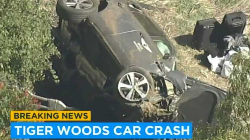 Stati Uniti, grave incidente per il campione di golf Tiger Woods, molteplici fratture alle gambe
