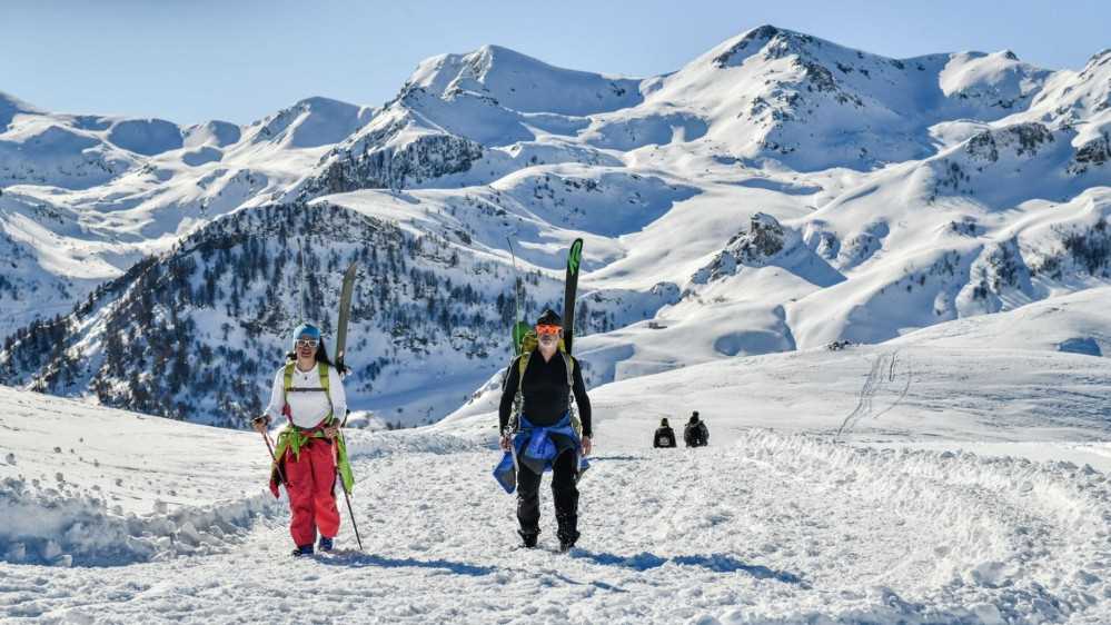 Troppo calda l’estate? C’è chi sceglie una vacanza al freddo. Diverse le mete per chi non sopporta l’afa