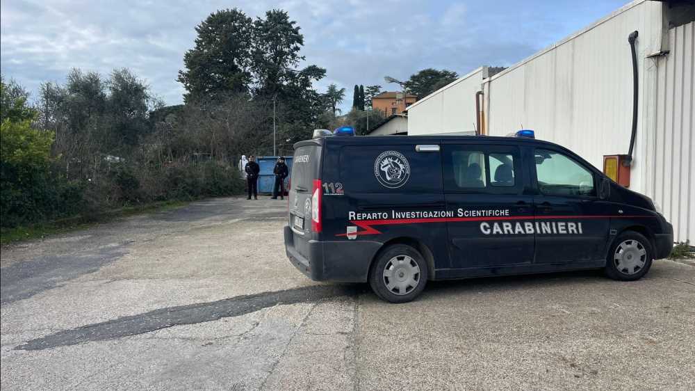 Trovati morti in casa i genitori di Carlo Carlomagno