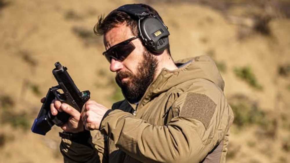 Ucciso in Ucraina un contractor italiano. Si chiamava Alex Pineschi ed era nei reparti speciali dell'esercito di Kiev
