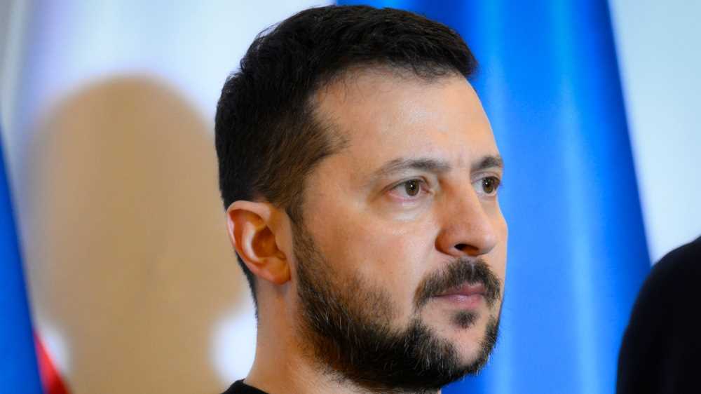 Ucraina: Zelensky visita le zone allagate a Kherson e Mykolaiv