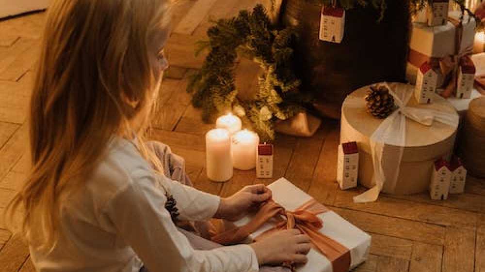 Unicef, sotto l’albero di Natale doni per salvare bambini in emergenza