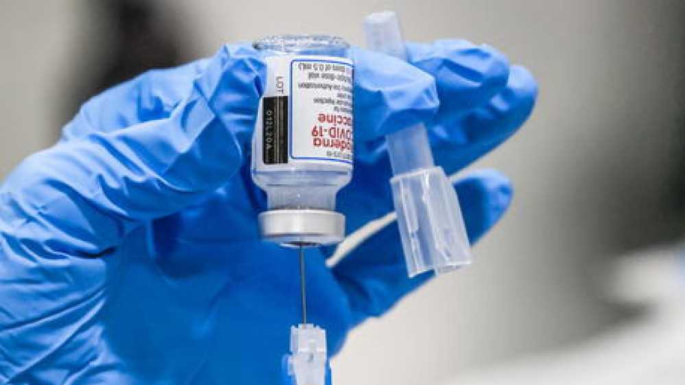 Vaccini, ok al richiamo con Astrazeneca per le persone sotto i 60 anni che rifiutano il mix