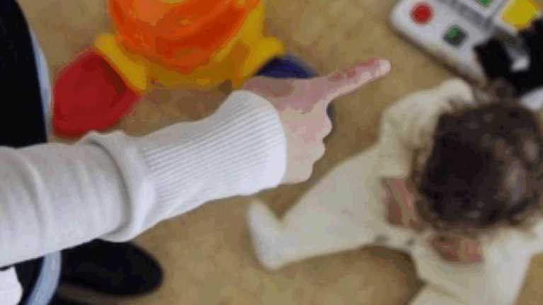 Varese, schiaffi a bimbi in asilo nido, sospesa maestra