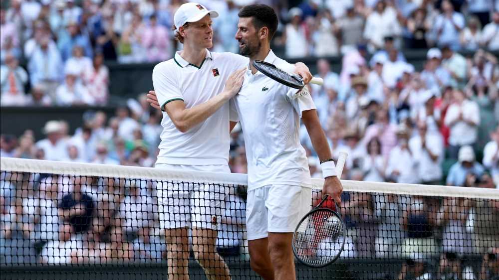 Wimbledon: Sinner ingiocabile, dominato Djokovic. Sarà finale contro Zverev