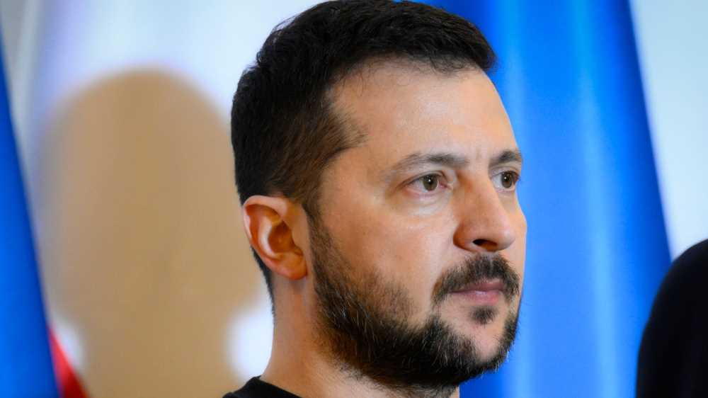 Zelensky all’Aja, il leader ucraino chiede un tribunale speciale per processare Putin