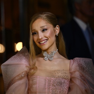 Ariana Grande denuncia il furto di materiale inedito: avviata un'azione legale