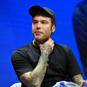 Fedez, il misterioso video apparso a Milano: un nuovo progetto all’orizzonte?