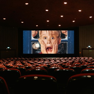 Mamma ho perso l’aereo torna al cinema 35 anni dopo