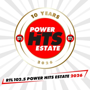 RTL 102.5 Power Hits Estate 2026: stasera all’Arena di Verona il grande show per eleggere il tormentone dell’estate