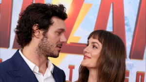 Adam Brody e il raro commento su Leighton Meester: “Sono rimasto colpito all'istante”