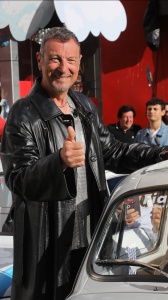 Amadeus compie gli anni e arrivano gli spoiler sul prossimo Festival di Sanremo