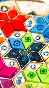 Azul Summer Pavilion, il gioco da tavolo che porta l’estate in tutto l’anno