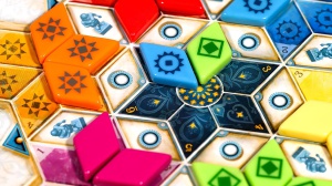 Azul Summer Pavilion, il gioco da tavolo che porta l’estate in tutto l’anno