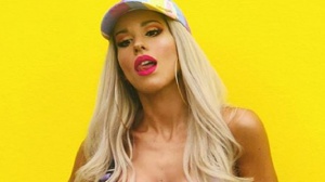 Baby k festeggia 1 miliardo di views su YouTube