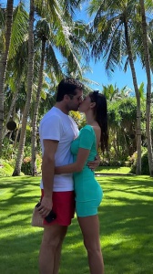Belen Rodriguez in bikini: la foto infiamma i social e diventa subito virale