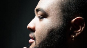 Big Boy, ospite oggi di Radio Zeta, racconta il suo nuovo singolo "Rollercoaster"