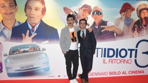 Box office, I Soliti Idioti fanno il pieno di incassi. Biggio e Mandelli tornano in splendida forma 
