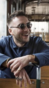 Briga a Radio Zeta: “Non mi regolo è il mio ritorno sulle scene musicali”