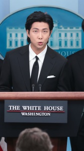 "BTS Monuments: Beyond The Star", la docuserie sui BTS arriva su Disney+: ecco di cosa parlerà