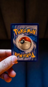 Carte Pokèmon, che passione, ma quante ne esistono? Decine di set diversi portano il totale a una cifra incredibile