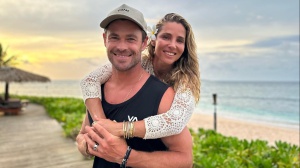 Chris Hemsworth e la moglie Elsa Pataki nel commovente video virale 