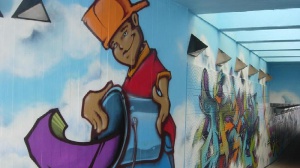 Cibo: lo street artist veronese ora ricopre anche le scritte no vax