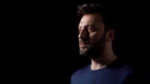 Colibrì è il nuovo singolo di Cesare Cremonini, che anticipa l’album in uscita il 25 febbraio 2022
