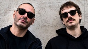 "Come mai" il featuring di Franco126 nel nuovo di Fibra