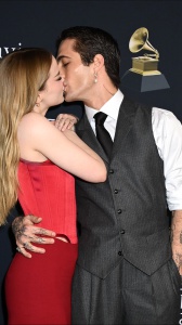 Damiano David e Dove Cameron insieme all'Olimpico per la partita della Roma