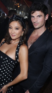 Emily in Paris, Ashley Park e Paul Forman stanno davvero insieme? Ecco le foto