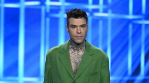 Fedez avvia una petizione per sostenere il Bonus Psicologo, continua il suo sostegno alla salute mentale