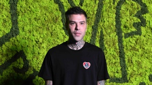 Fedez lascia l'ospedale dopo 8 giorni, ecco le ultime notizie sul rapper