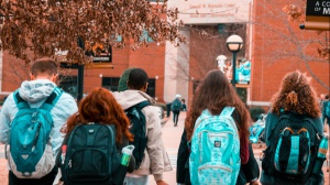 Finiscono le vacanze di Pasqua e torna il "mal di scuola": cosa dice l'ultimo studio?