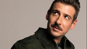 Francesco Gabbani, ospite di Radio Zeta, racconta il suo nuovo singolo "La Rete"