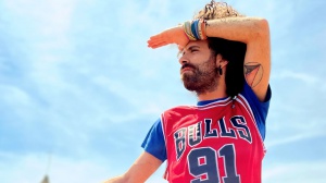 Gio Evan, "Metà Mondo" è il suo nuovo singolo