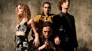 I Maneskin atterrano a Rotterdam, la rock band romana rappresenterà l'Italia all'Eurovision