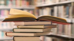 Iniziare il 2022 col piede giusto, e con le pubblicazioni giuste: tornano Yanagihara e Houellebecq 
