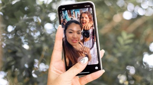 Instagram, 15 secondi non bastano più, le stories dureranno fino a 60 secondi 
