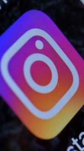 Instagram, cominciano i test per gli NFT: l'annuncio di Mark Zuckerberg 