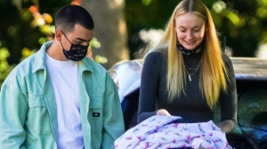 Joe Jonas e Sophie Turner danno il benvenuto alla loro seconda bambina