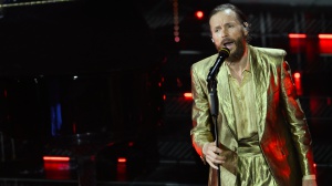 Jovanotti apre il tour nei palazzetti. Il re della festa è tornato!  